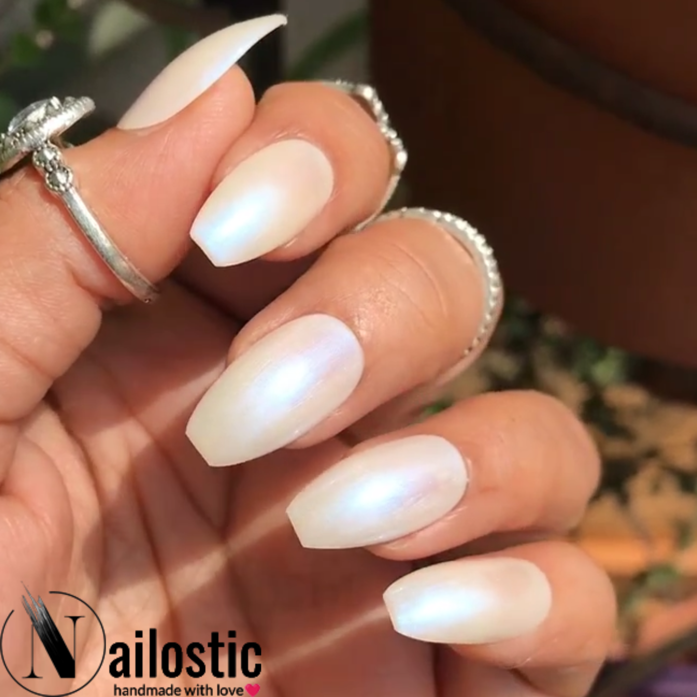 Pearl Nails Style 2 - REGULAR COFFIN